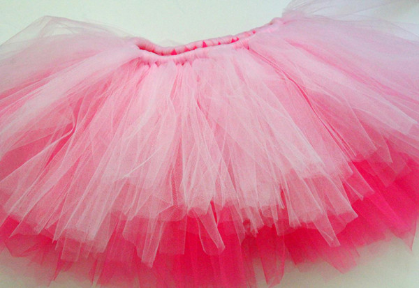 CI-Jess-Abbott_Tulle-Tutu-second-layer-complete-Step12_4x3.jpg.rend.hgtvcom.1280.960