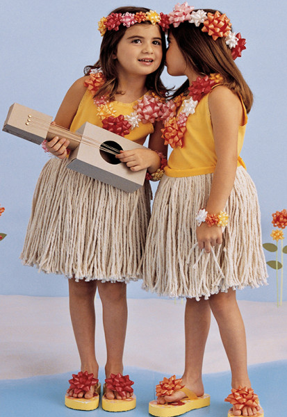 ft_halloween04hula_sq