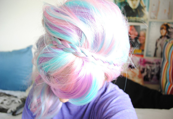 Alternative-Pastel-Rainbow-Dyed-Hairstyle