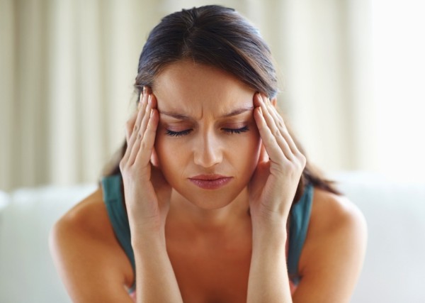 315x225xmigraine-headaches-treatment-massaz-pri-golovnoj-boli.jpg.pagespeed.ic.oWQp6kPyEk