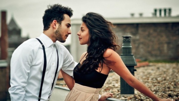 mood-brunette-girl-man-happiness-lovely-photography-hd-wallpaper