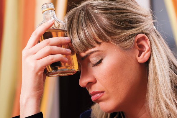 почему-женский-алкоголизм-неизлечим