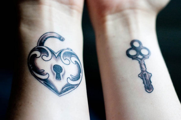 black-key-and-lock-tattoo