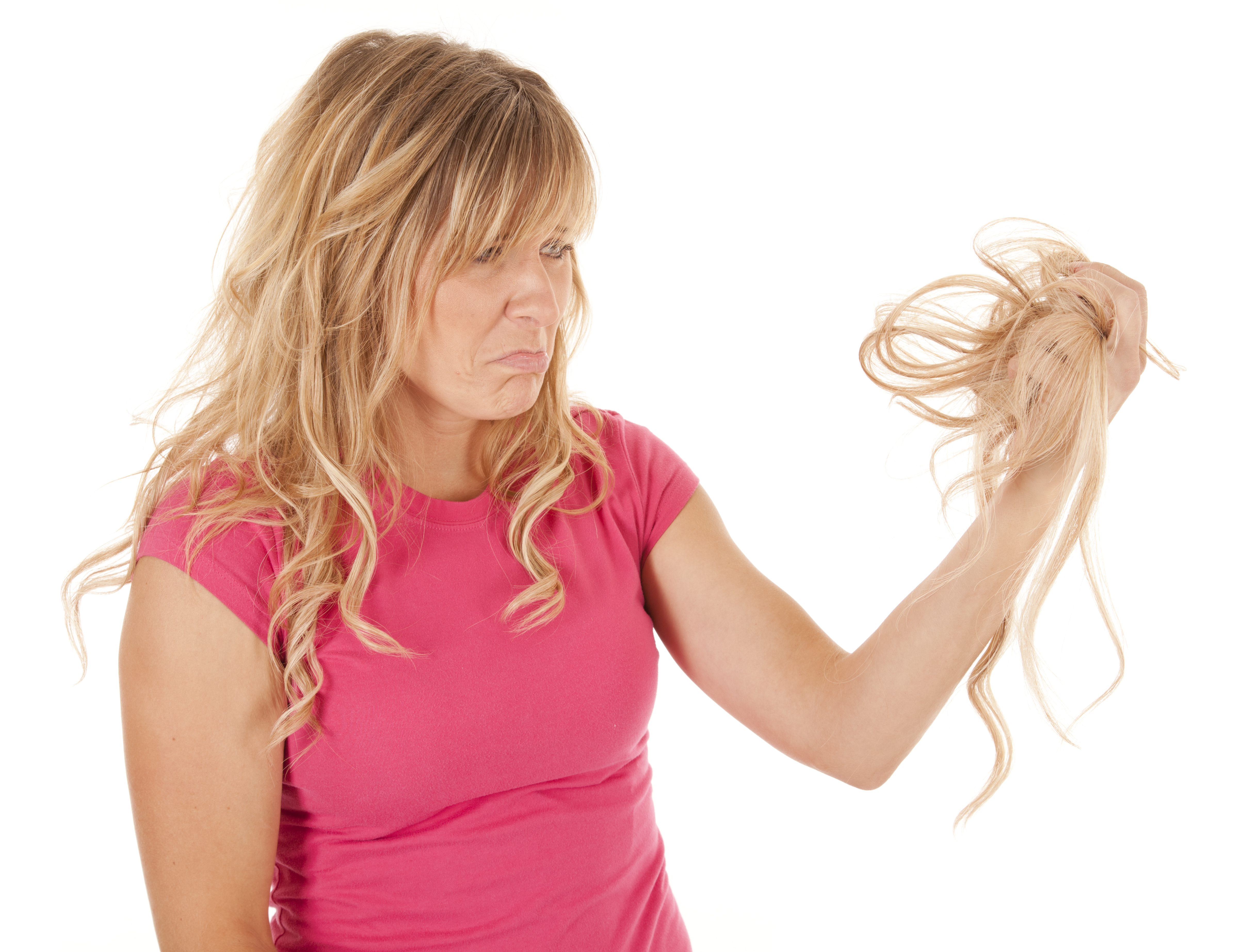 Как остановить выпадение волос в домашних